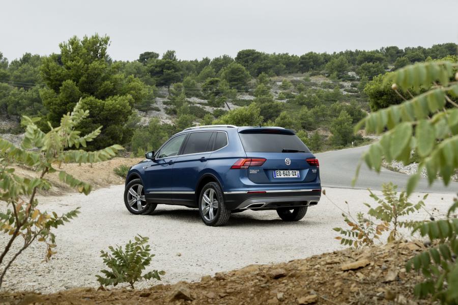  Volkswagen Tiguan Allspace 2017 года  (WW) (фото 52 из 55)